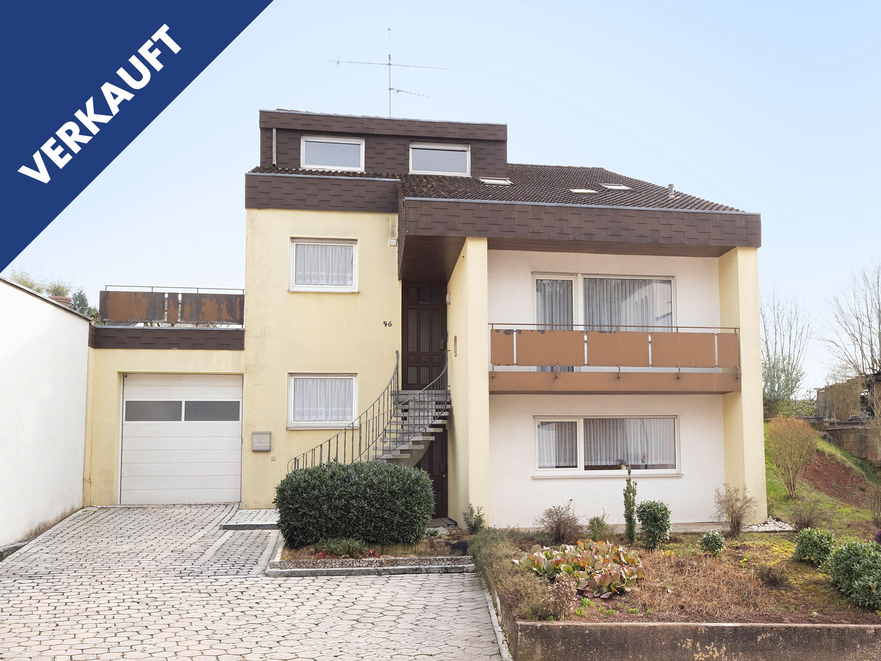 Verkauft: 1-2 Familienhaus in Föhren // zentrale Lage mit ELW und großer Garage
