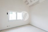 Moderne Wohnhaushälfte in begehrte Lage von Föhren Gebiet "Acht" // Innenausbau (selbst)gestalten und einziehen - Zimmer 1