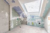 Moderne Wohnhaushälfte in begehrte Lage von Föhren Gebiet "Acht" // Innenausbau (selbst)gestalten und einziehen - Bad