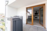 Karree Neue Mitte // Attraktive Neubauwohnung zur Miete // barrierefrei, Einbauküche, Balkon, Aufzug und TG - Balkon