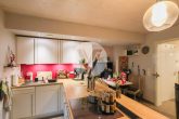 Attraktive Erdgeschosswohnung mit Gartenanteil in gefragter Höhenlage // überdachte Terrasse // 1 Stellplatz // inkl. EBK // vermietet - Küche