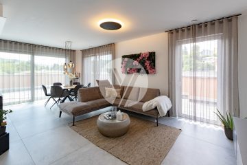 Attraktives und stylisches Penthouse // moderne Ausstattung // große Dachterrasse // Aufzug // Tiefgarage, 54295 Trier, Penthousewohnung