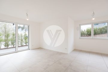 Erstbezug // Moderne und barrierefreie Mietwohnung mit 3 Zimmer, Einbauküche, kleinem Garten, 2 Stellplätzen, etc. // frei ab Mai, 54349 Trittenheim, Erdgeschosswohnung