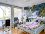 NEUER PREIS // Solides Einfamilienhaus mit grüner Oase im Zentrum von Schweich - offenes Zimmer Schlafbereich