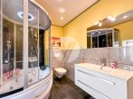 NEUER PREIS // Solides Einfamilienhaus mit grüner Oase im Zentrum von Schweich - Bad OG