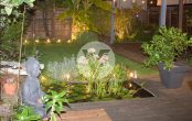 NEUER PREIS // Solides Einfamilienhaus mit grüner Oase im Zentrum von Schweich - Impression Garten / Abends